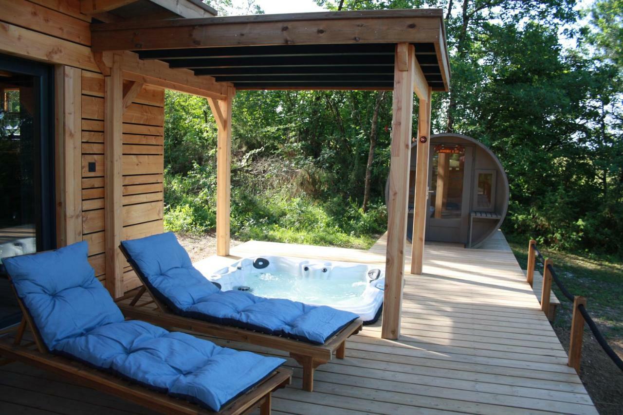 La Cabane A Papi Thenac  Ngoại thất bức ảnh